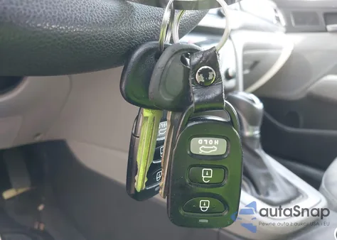 2017 Hyundai Elantra Se из США, поврежденный, VIN 5NPD84LF0HH061056